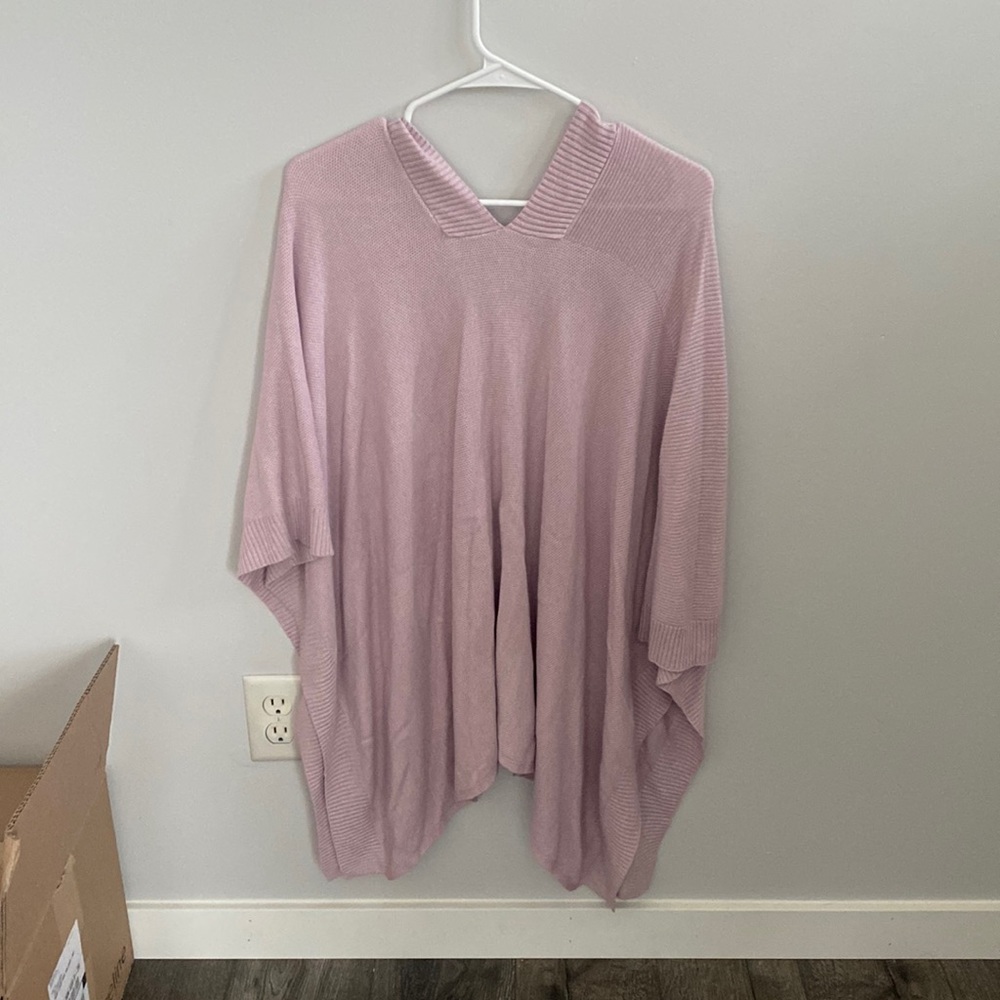 Lululemon poncho